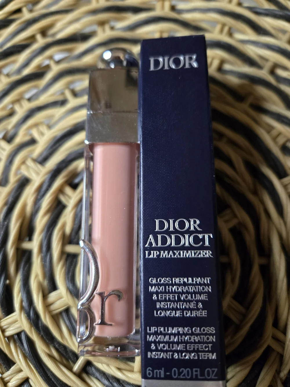 Dior Addict Lip Glow Hydrating Lip Maximizer — Soft Pink 001